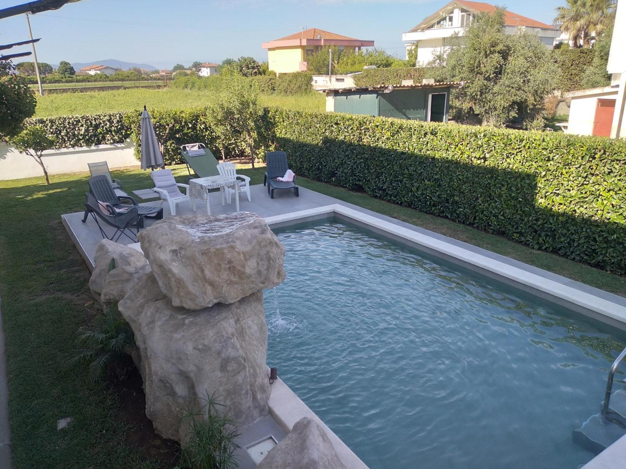 Villa Miriade B&B Paestum Exterior photo